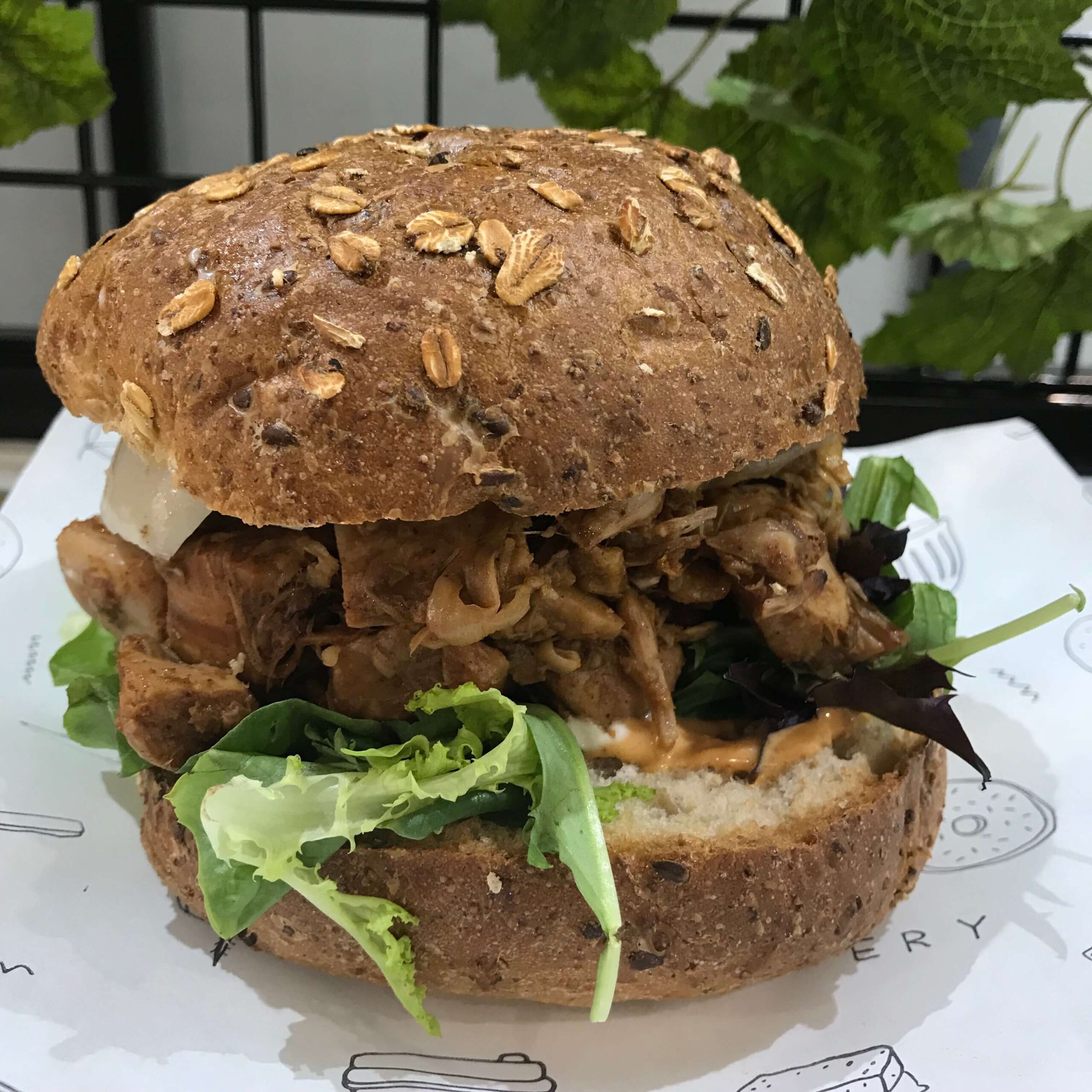 シドニーのカフェ【Shift Eatery】のメニュー「VEGANハンバーガー」を撮影した写真