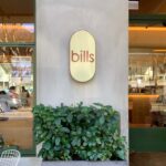 シドニーのレストラン【bills】の看板を撮影した写真